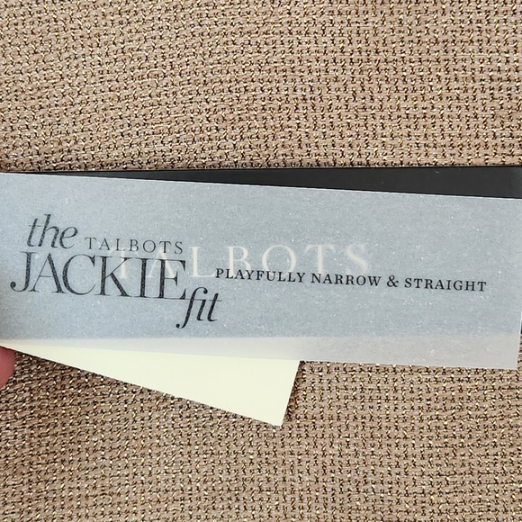 NWT Talbots Tan Gold Linen Blend Jacket & Dress 6 Petite
8039 - Picture 13 of 13